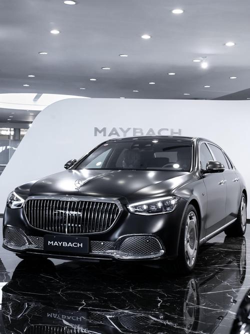 佛山20岚图汽车的售后服务让用户无忧出行，迈巴赫未来的豪华车趋势